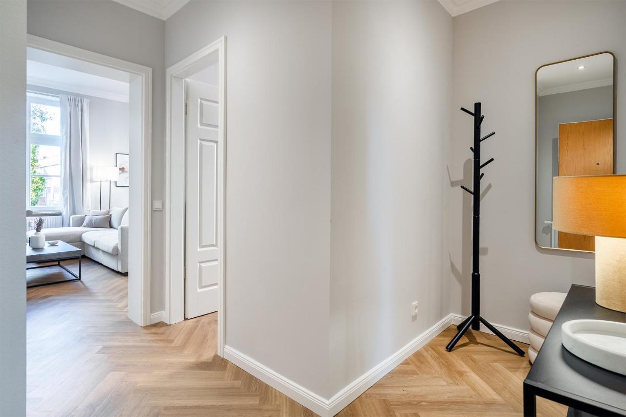 Apartment Villa Anna - Wohnung Mit Stellplatz エムデン エクステリア 写真