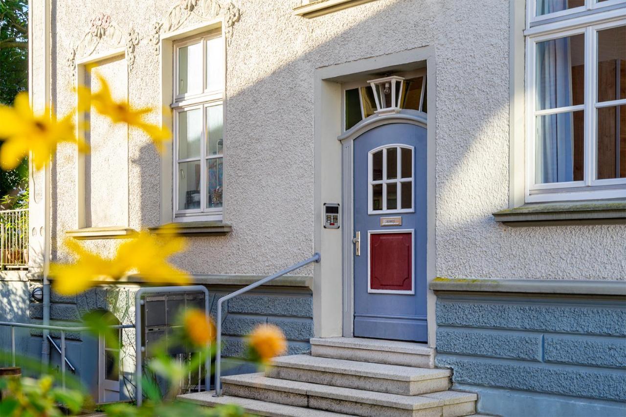 Apartment Villa Anna - Wohnung Mit Stellplatz エムデン エクステリア 写真