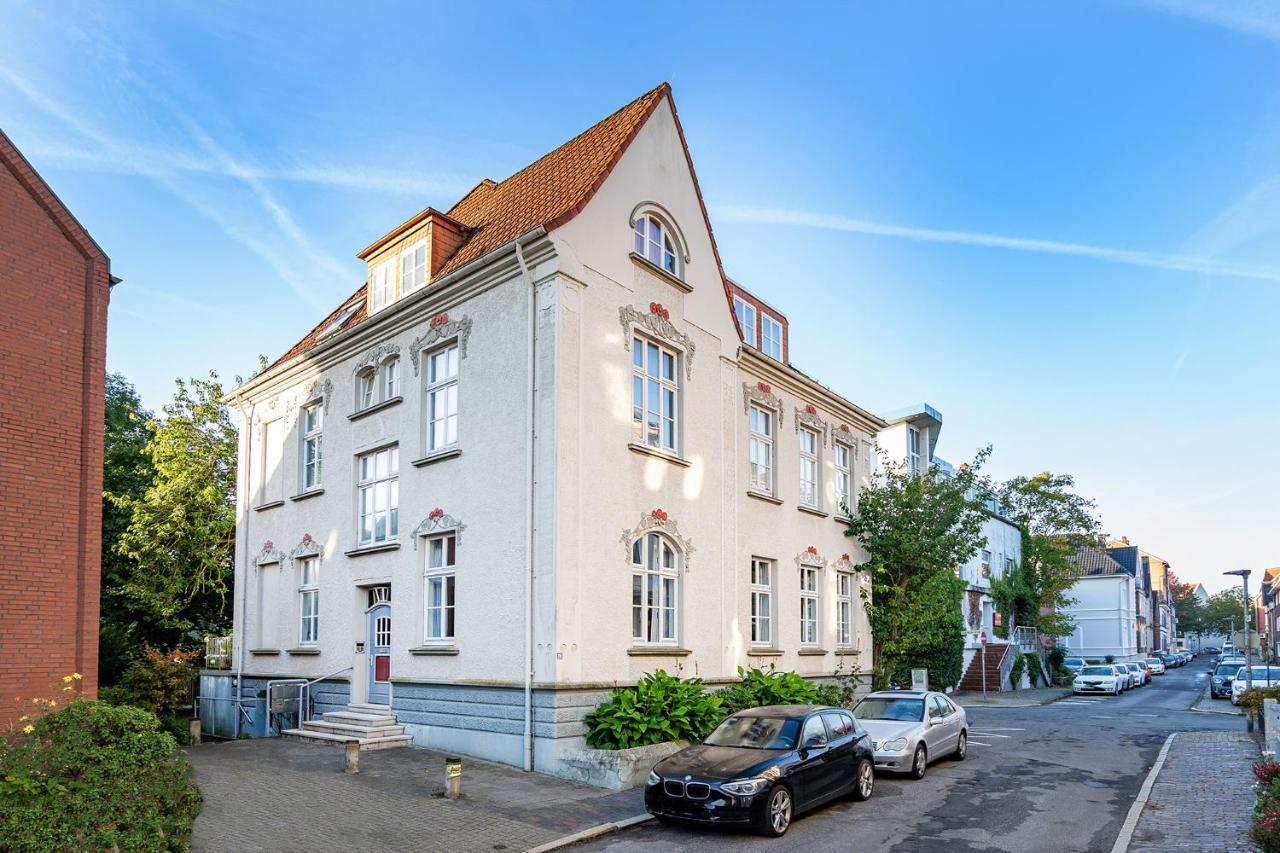 Apartment Villa Anna - Wohnung Mit Stellplatz エムデン エクステリア 写真